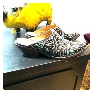 New never worn western style